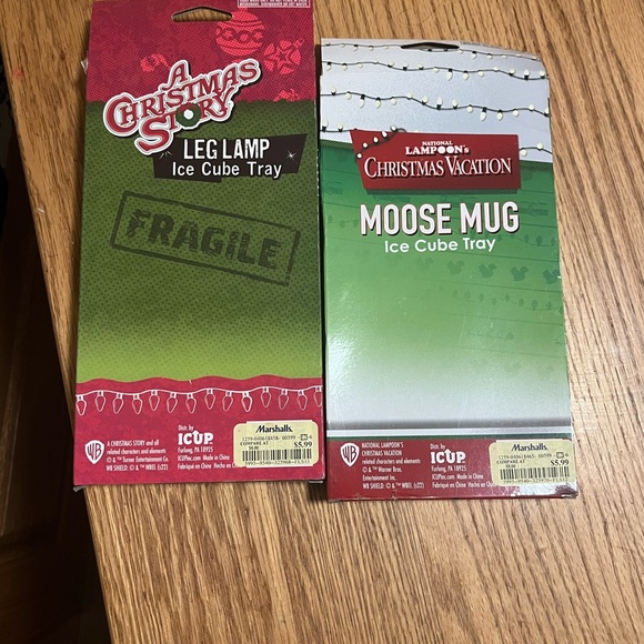 National Lampoons Christmas Vacation MOOSE MUG/ Christmas Story Lamp Cube Trays - Picture 3 of 4